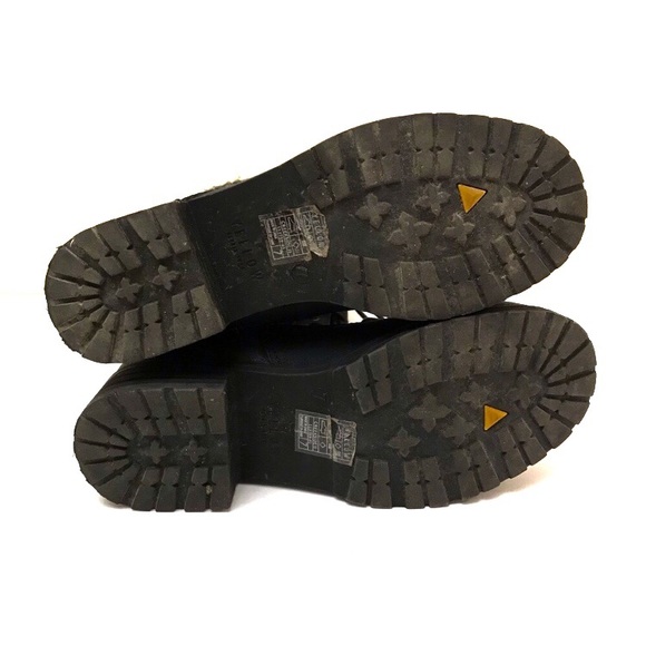 Black tall lace up boots size 7 - Picture 13 of 14